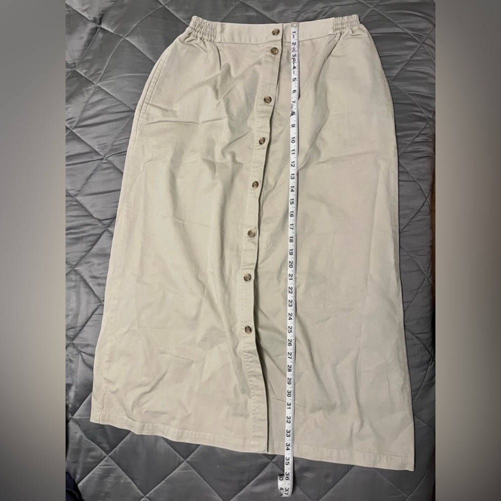 Button down skirt - Picture 2 of 3